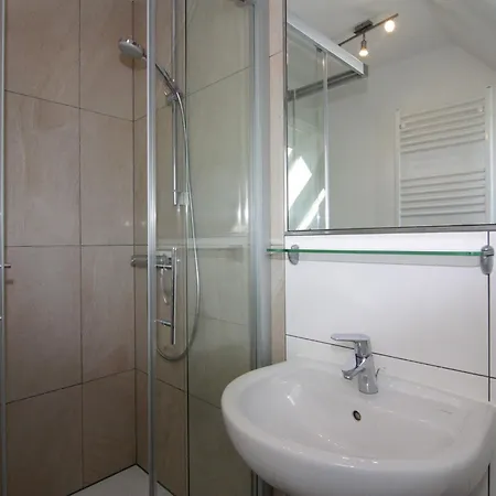 Komfortables In Friedrichskoog-spitze, Cleaning Included Vakantiehuis Friedrichskoog-Spitz